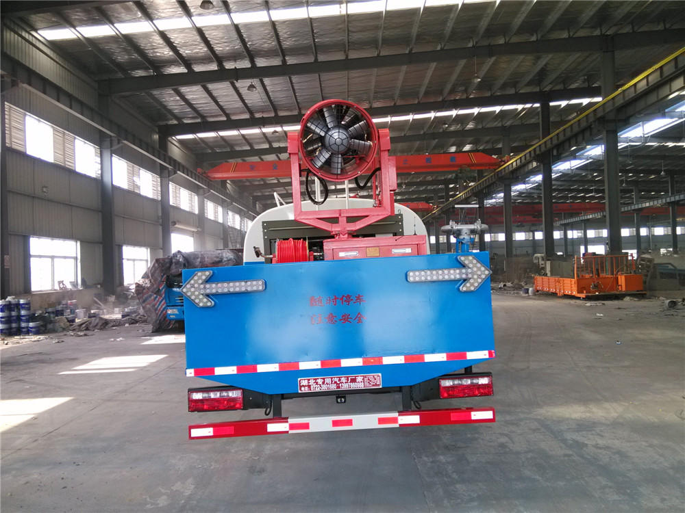 Veículo de Supressão de Poeira Dongfeng 145