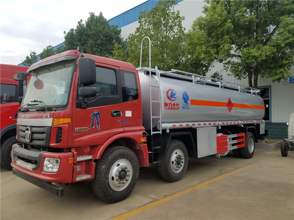 Veículo de Transporte de Petróleo Pequeno Triple-Axis de Futian Ouman [26 metros cúbicos] de Alumínio Aliado