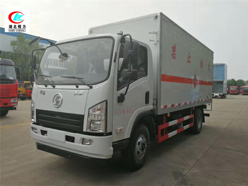 Veículo de transporte de gás inflamável tipo caixa de 5,1 metros do Shaanxi Auto Xuande [Classe II]