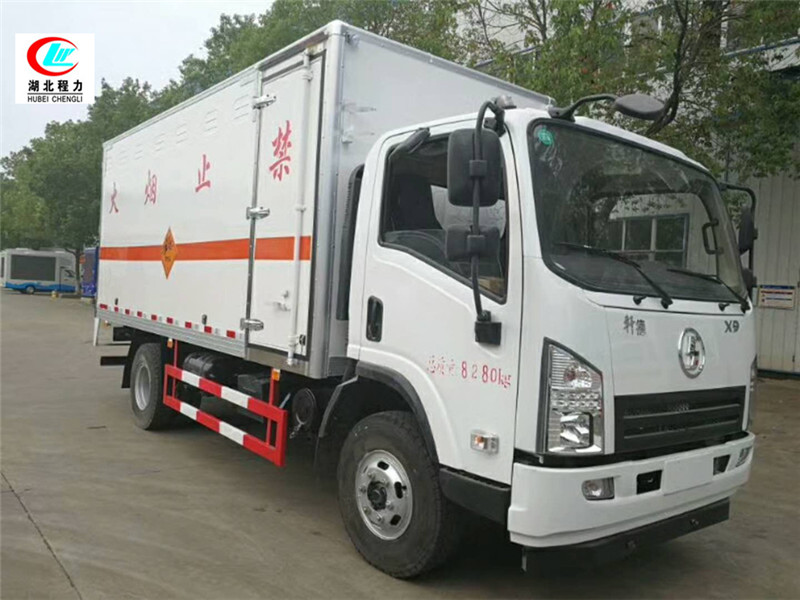 Veículo de transporte de gás inflamável tipo caixa de 5,1 metros do Shaanxi Auto Xuande [Classe II]