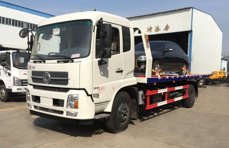 【Um contra dois】 Dongfeng Tianjin Limpeza de Veículo