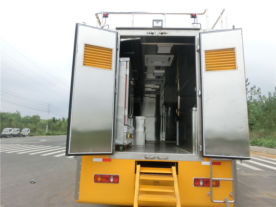 ( comprimento do vagão: 6,4 metros) carruagem de jantar tipo 60 Dongfeng Tianjin