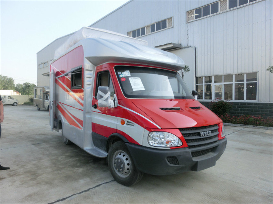 (Comprimento: 4,1 metros) Carro-Caminhão Iveco