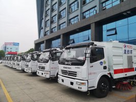 Veículo de Manutenção de Chengli Road e Veículo Militar de Produto Têm um Encuentro Belo