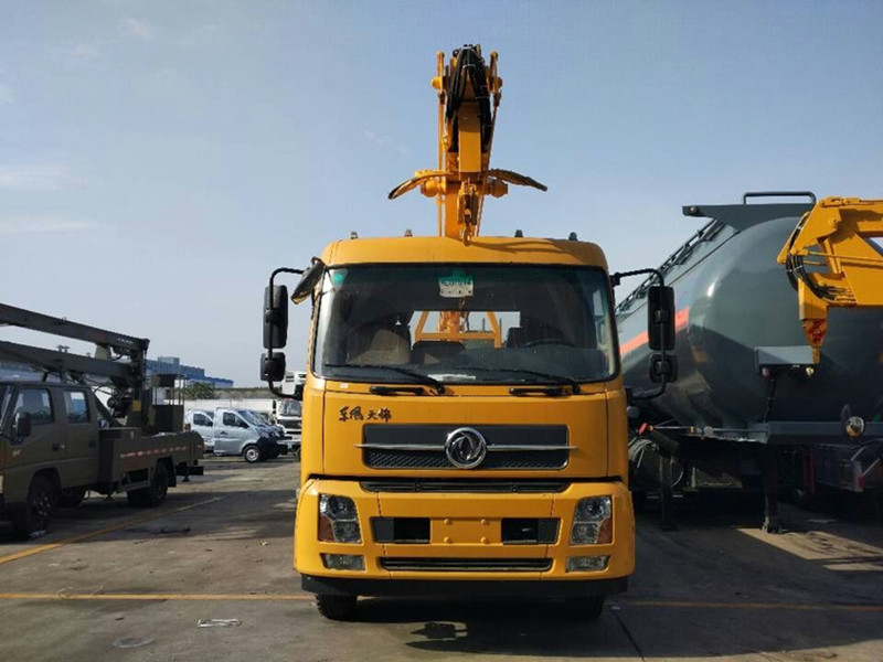 (20 - 22 metros) Dongfeng Tianjin - Veículo de Elevação com Braço Articulado dobrável