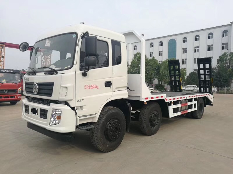 Caminhão pequeno de três eixos 6X2 para transporte de chão plano [15-25 toneladas]