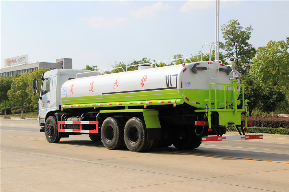 Camione atomizador de água Dongfeng tratora traseira de eixo duplo 20m³