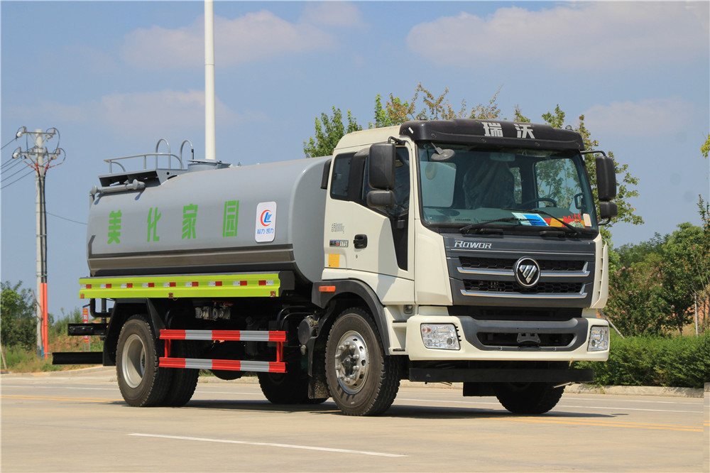 Camione atomizador de água Futian Ruiwo de 14m³