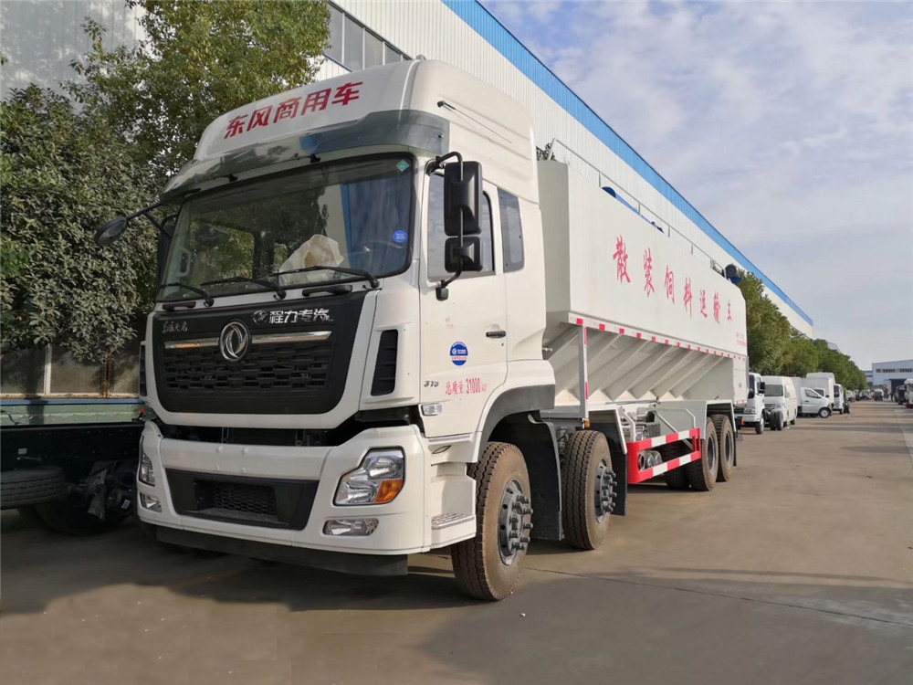 Veículo de transporte de alimentação em massa Dongfeng Tianlong dianteiro-quatro traseiro-oito [40 m³]