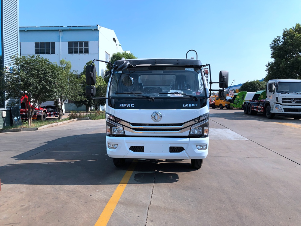 【8 capacidade cúbica】 Caminhão de Lixo Comprimido Dongfeng D7