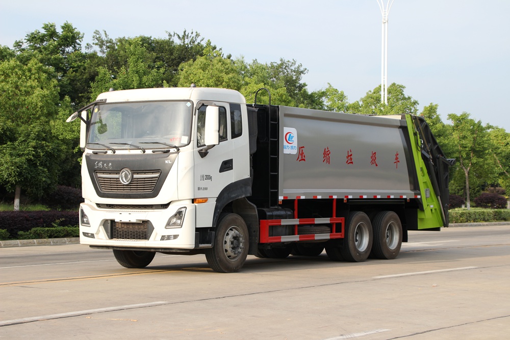Carro de lixo Dongfeng Tianlong traseiro de eixo duplo tipo compressão de 18 cubicos