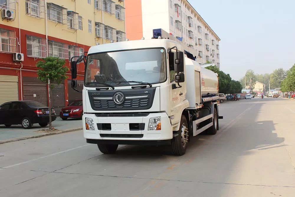 【10 unidades】 Veículo de Supressão de Poeira de Ferrovia de Modelo de Tianjin Dongfeng