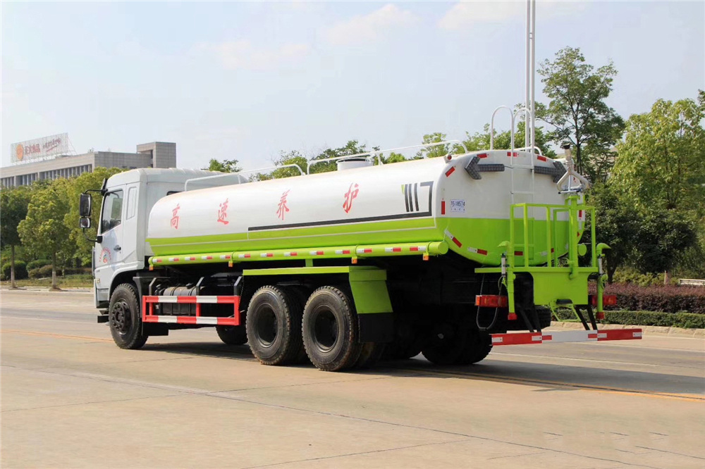 [20m³] Tanque tratora traseira de eixo duplo montado na base Dongfeng