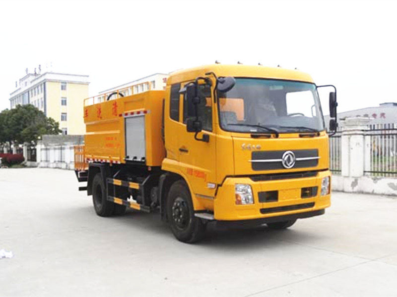 Veículo de Limpeza a Pressão Alta de Tank Dobrável de Tianjin Dongfeng 10-tanque