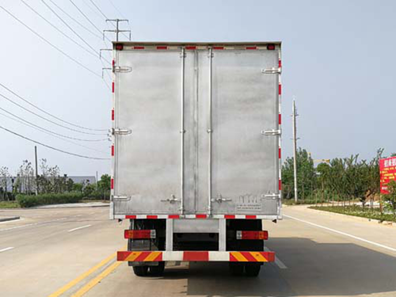 Veículo de transporte de gado de ponte simples Liberat