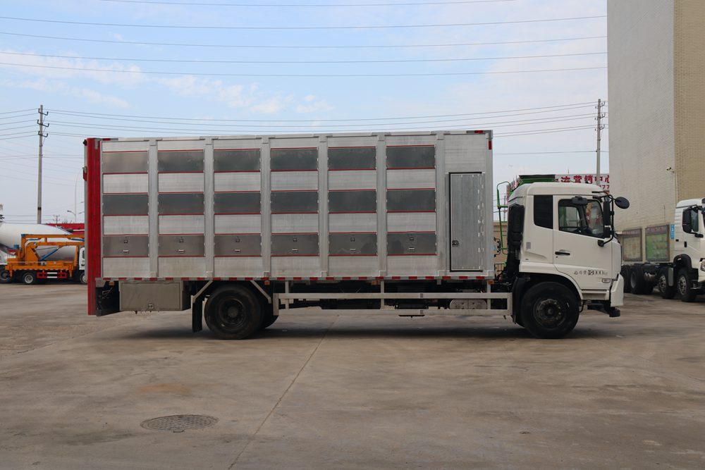 Veículo de Transporte de Gado de Alumínio de Liga de Aço Dongfeng Tianjin