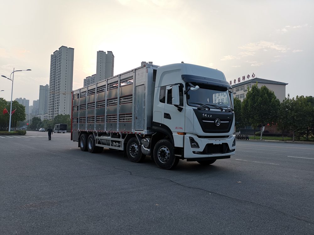 Veículo de Transporte de Gado de Alumínio de Liga de Aço Dongfeng Tianlong