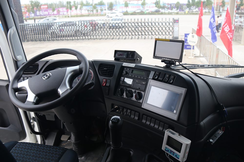 Veículo de Transporte de Gado de Alumínio de Liga de Alumínio Padrão Doméstico da Geração VL do Dongfeng Tianlong