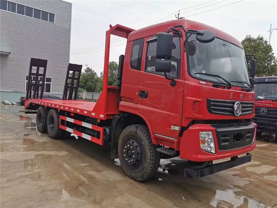 Caminhão de chão plano de eixos duplos traseiros Dongfeng