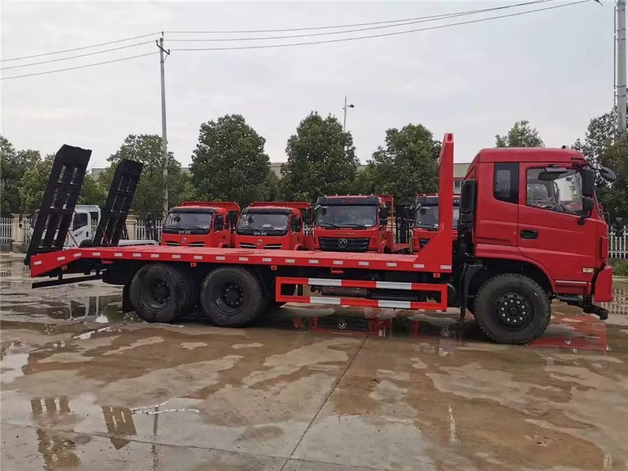Caminhão de chão plano de eixos duplos traseiros Dongfeng