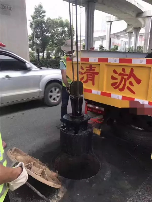 Veículo de Limpeza de Esgoto Dongfeng Dolica