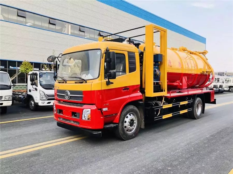 Veículo de limpeza e succção de esgotos Dongfeng 14 Tipo Fazheng Jinyi 210 cv