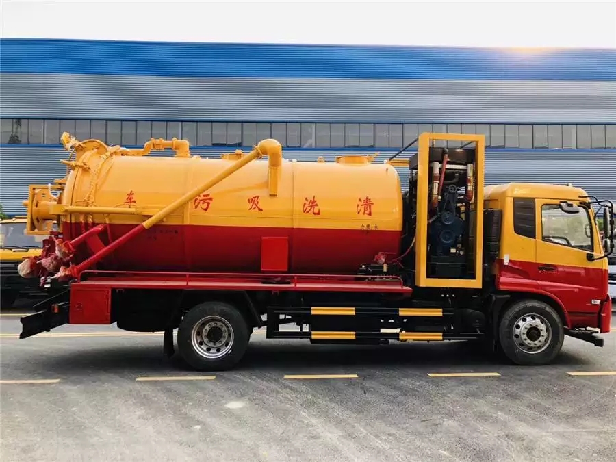 Veículo de limpeza e succção de esgotos Dongfeng 14 Tipo Fazheng Jinyi 210 cv