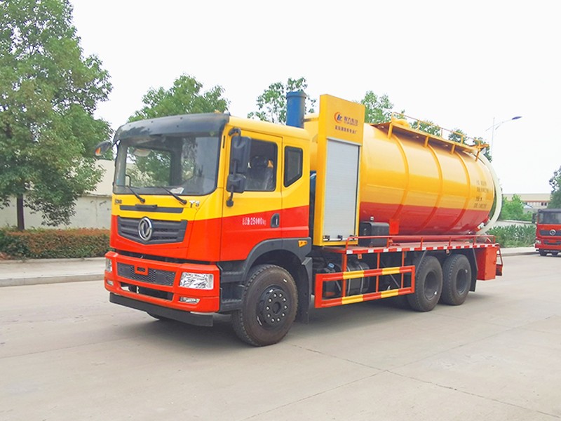 Veículo de limpeza e coleta de poeira traseiro oito rodas T5 da Dongfeng