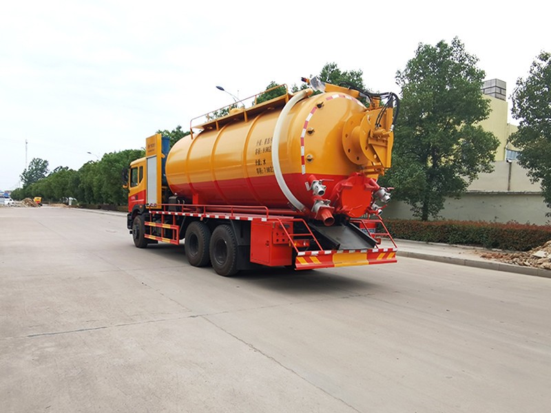 Veículo de limpeza e coleta de poeira traseiro oito rodas T5 da Dongfeng