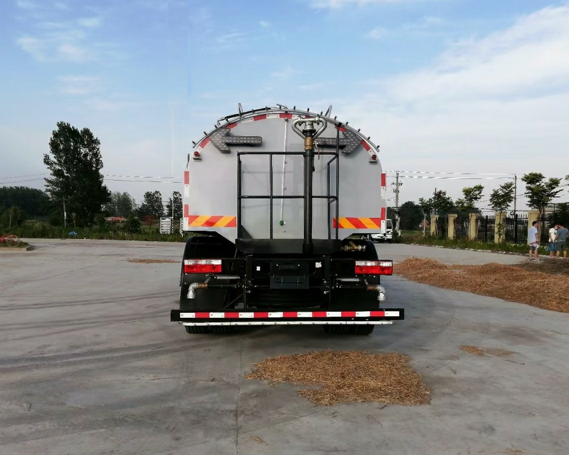 18-ton Dongfeng elétrico a arrasto de estrada - Clw AUTOMOBILE Group Co., Ltd.