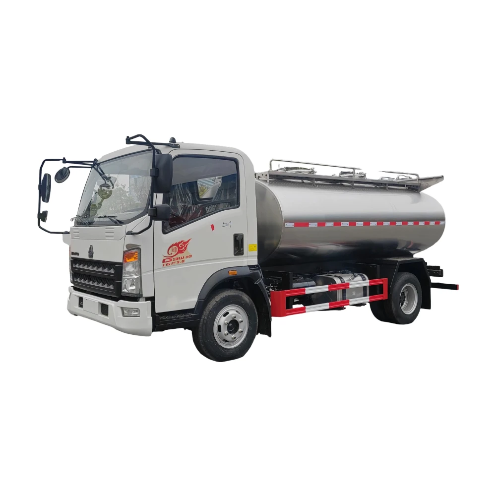 Caminhão refrigerado de leite fresco móvel personalizado de aço inoxidável de grau alimentício de 5000L-30000L, isolado 304 para transporte de leite