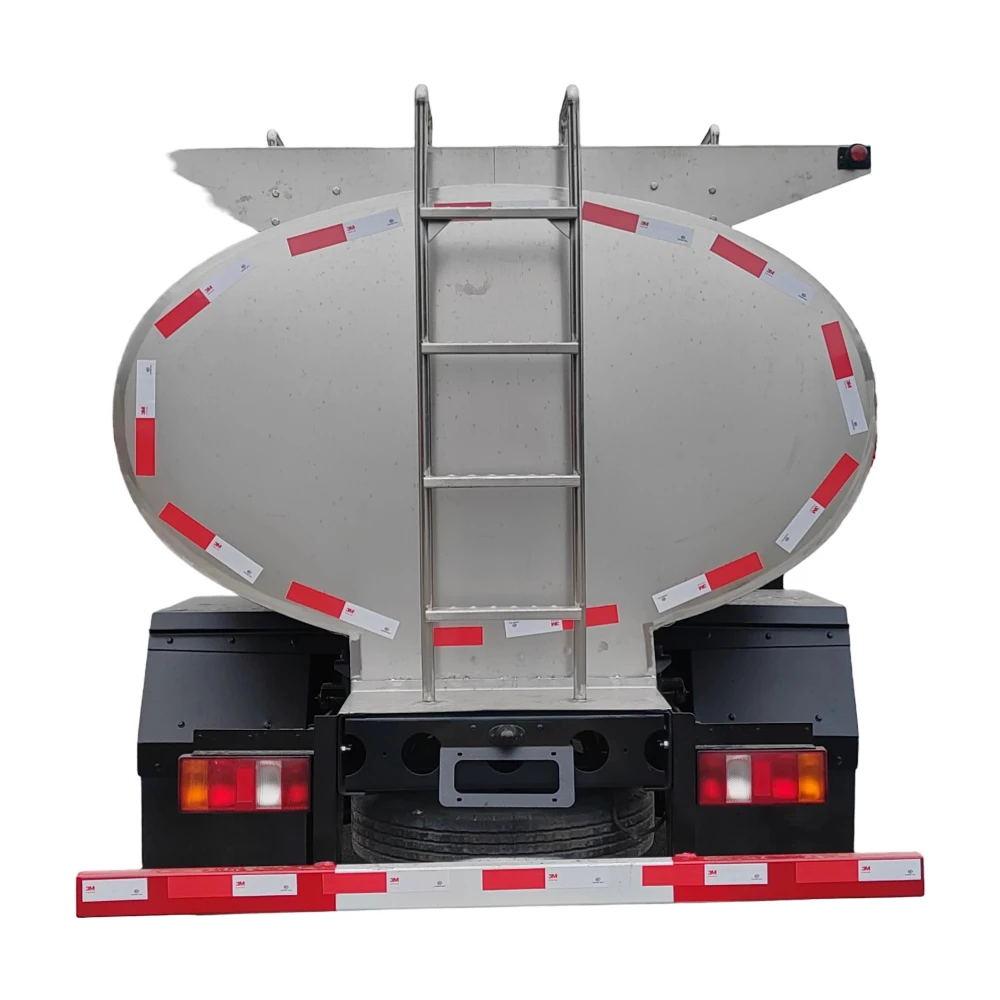 Caminhão refrigerado de leite fresco móvel personalizado de aço inoxidável de grau alimentício de 5000L-30000L, isolado 304 para transporte de leite