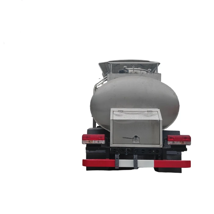 Dongfeng 4x2 Pequeno 3000 Litros Caminhão de Leite de Aço Inox Transmissão Manual Transporte de Leite Fresco Caminhão de Transporte de Leite