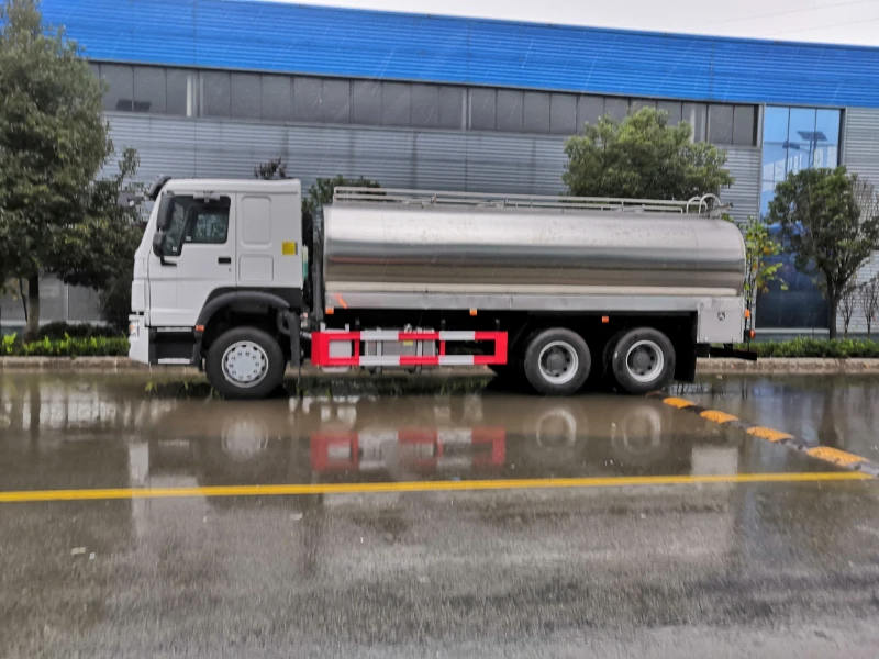Caminhão Sinotruk HOWO 6X4 Diesel Euro 4 Manual, Carretas de Água de 20 Cubos, Veículo de Bomba de Incêndio, Novos Componentes Principais, Motor Novo