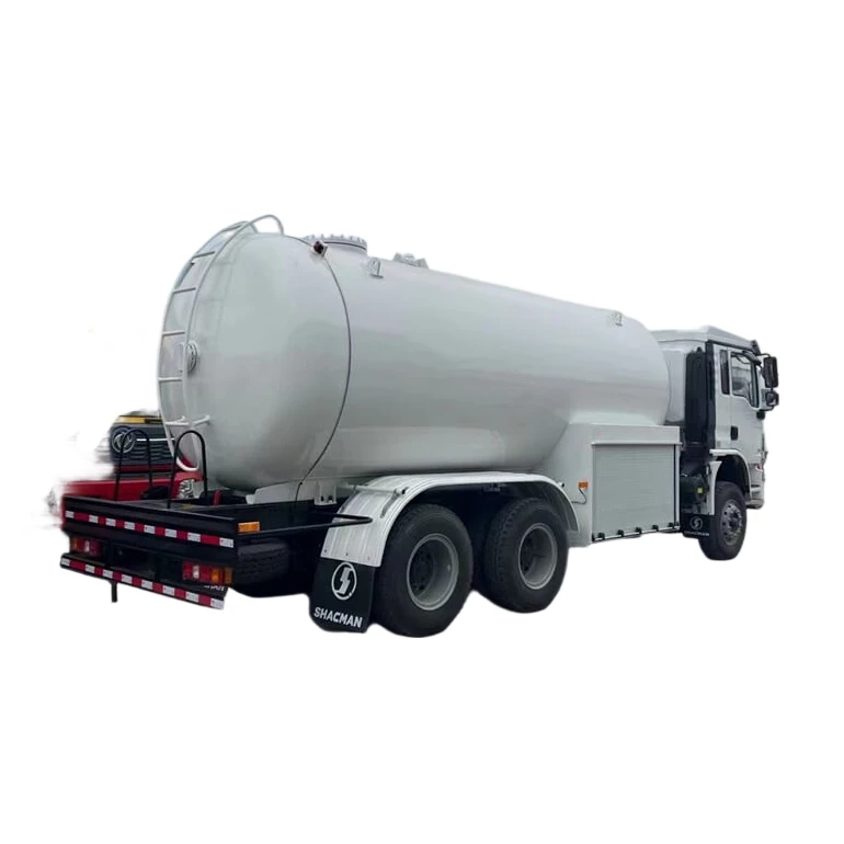 Fábrica direta da China 25cbm Navio-tanque de óleo 4x2 Roda de tração com transmissão manual Desert-Proof Armazenamento de LPG Novo estado