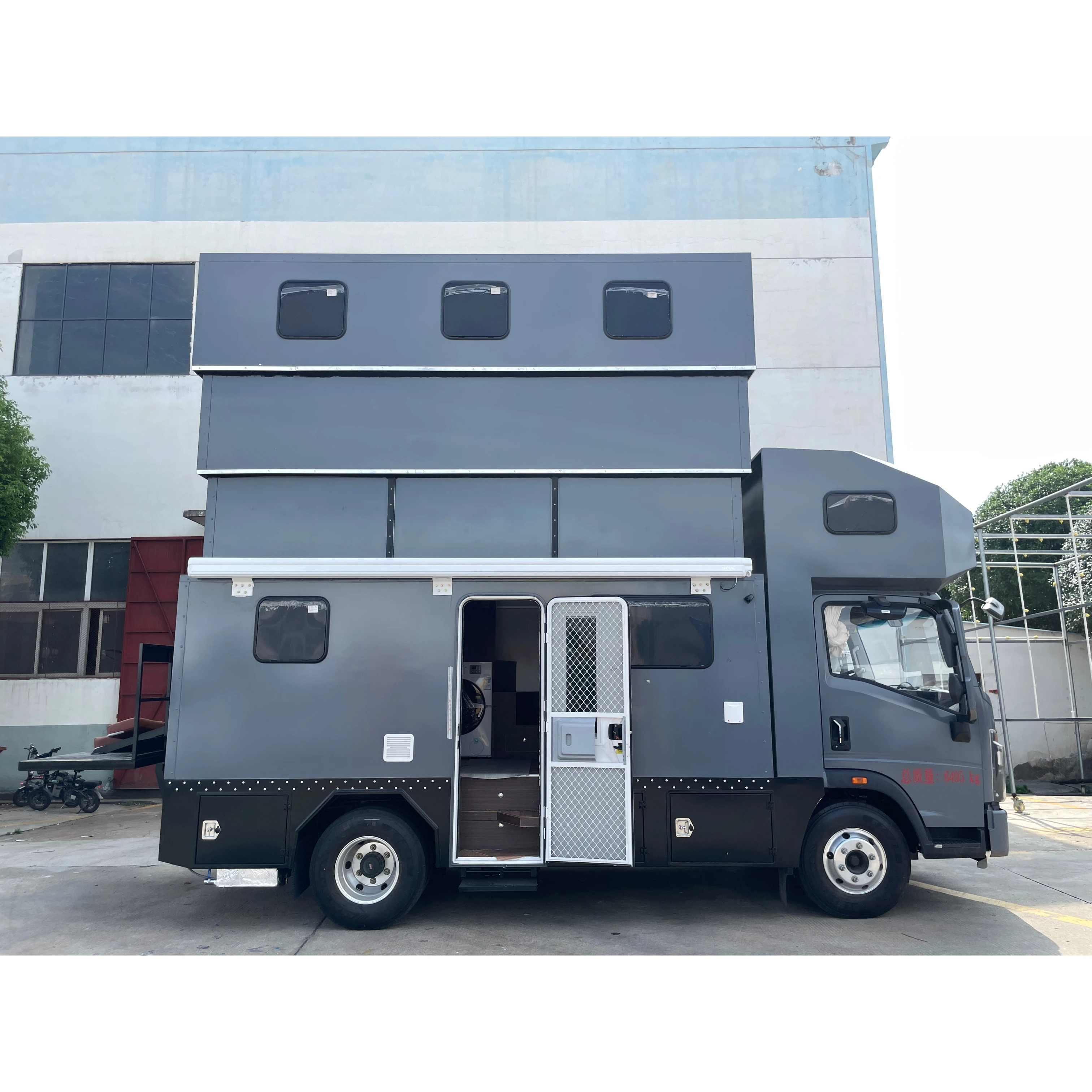 【Haowo da Hongqi】Caravana familiar para três pessoas