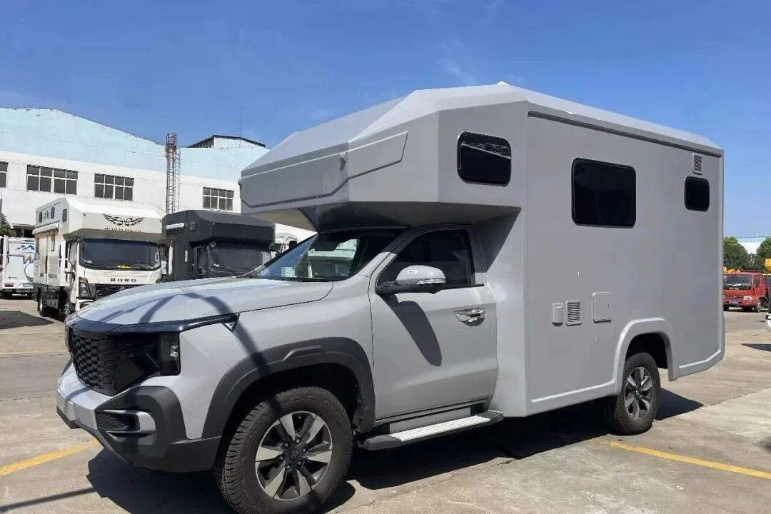 Chang'an Caçador de Longa Distância Híbrido Fours Wheel Drive Pick-up RV